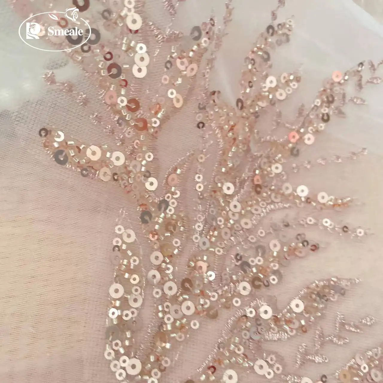 ลูกไม้ปักลายดอกไม้สีโรสโกลด์ปร - Embroidery Roses บทวิจารณ์และราคา