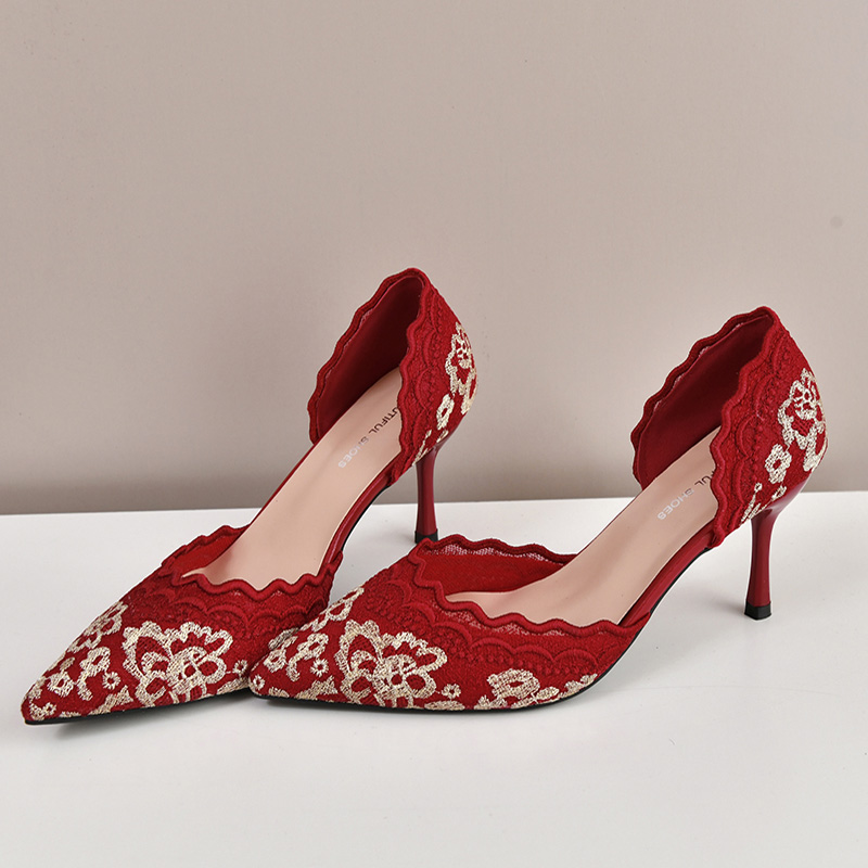 รองเท้าเจ้าสาวส้นสูงปักลายลูกไ - Embroidery Wedding บทวิจารณ์และราคา