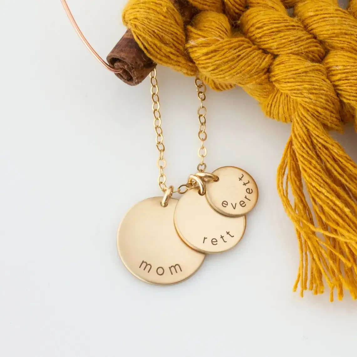 ที่กำหนดเองแกะสลักเด็กชื่อครอบ - Embroidery Alphabet บทวิจารณ์และราคา