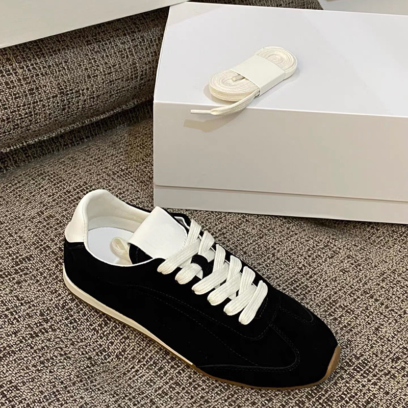 รองเท้าลำลองแบบยูนิเซ็กซ์สำหรั - Embroidery White บทวิจารณ์และราคา