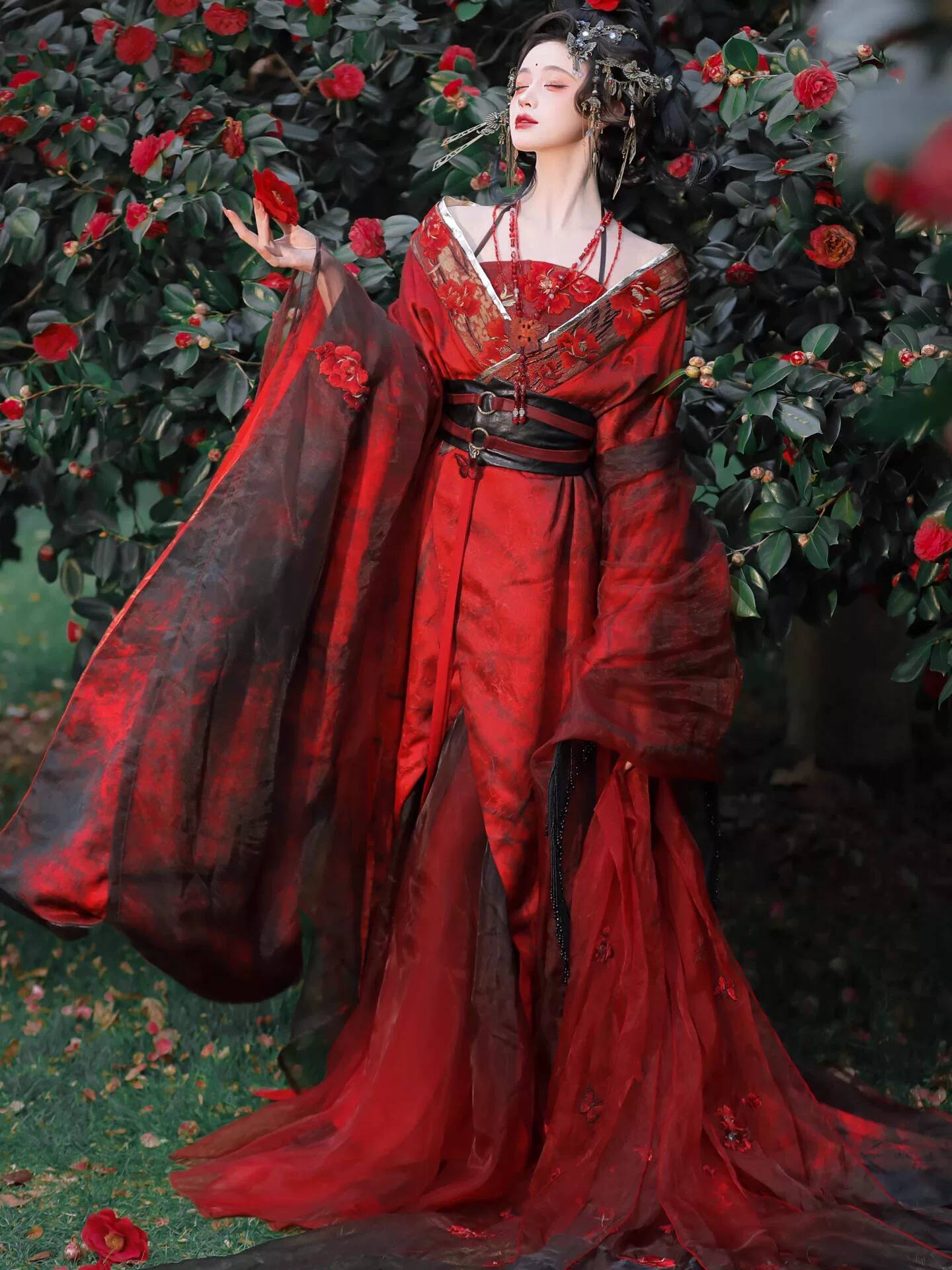 ชุดฮั่นฝูสีแดงแบบใหม่สำหรับผู้ - Embroidery Red บทวิจารณ์และราคา
