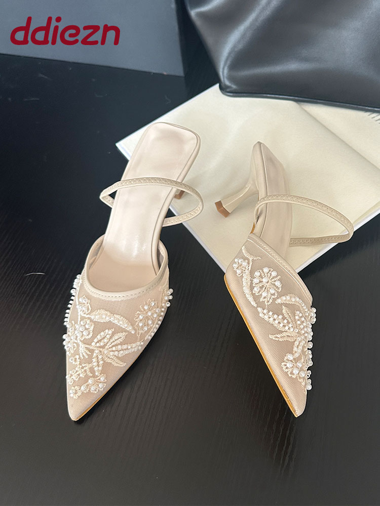 รองเท้าส้นสูงผู้หญิงแบบตาข่ายป - Embroidery Wedding บทวิจารณ์และราคา